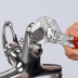 Pince clé gainée 180mm avec bouton poussoir
