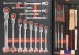 Servante d'atelier 7 tiroirs composée de 168 outils - modules carbone