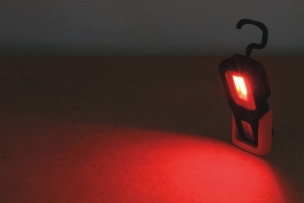 Lampe de poche LED 180 lumens articulée rechargeable lumière rouge ou blanche