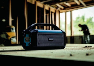 Enceinte de chantier portative bluetooth à batterie ou secteur