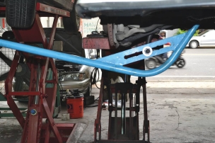 Levier d'essieu universel sur train avant Levier d'essieu universel sur train avant