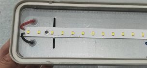 Boîtier étanche LED intégrées 1200mm 36W 2880 lumens 6000K