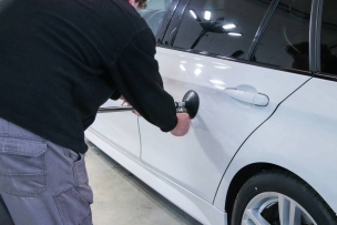 Débosseleur manuel à pompe avec masse à inertie 1,2kg
