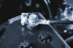Graisse pour batterie avec tête 2 jets - aérosol de 400ml