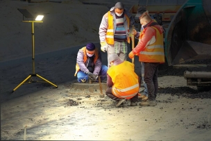 Projecteur LED solaire 1500 lumens 10W avec détecteur et télécommande - Panneau déporté