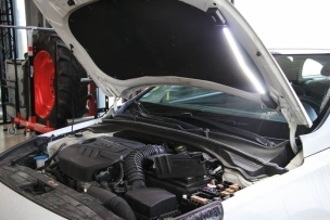 Baladeuse "capot" LED souple 1000 lumens avec support magnétique