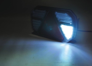 Feu arrière rectangle gauche LED 12V 7 fonctions 245x150mm