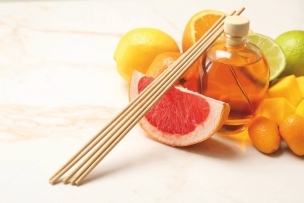 Désodorisant puissant et rémanent parfum pamplemousse - flacon spray de 750ml Désodorisant puissant et rémanent parfum pamplemousse - flacon spray de 750ml