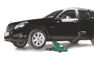 Cric rouleur 2T avec pédale et roues en PU 95/500mm longueur 800mm