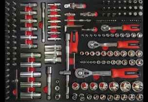 Servante d'atelier 8 tiroirs composée de 320 outils - modules métal