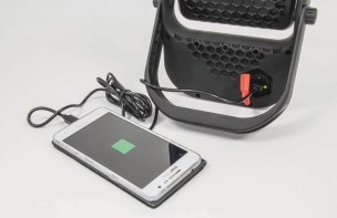 Projecteur LED 24W 1200 lumens rechargeable portable avec haut-parleur bluetooth Projecteur LED 24W 1200 lumens rechargeable portable avec haut-parleur bluetooth