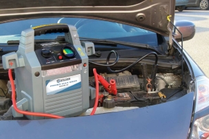 Booster 12V 2250A batterie 22Ah