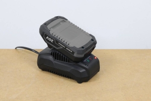 Chargeur rapide 3,5A pour batterie DRAKKAR