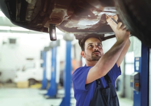 Lampe de poche LED 300 lumens rechargeable sur socle