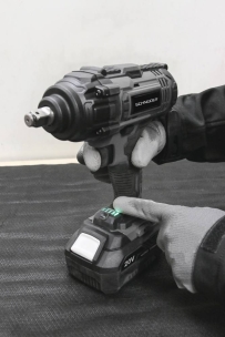 Clé à chocs 1/2" 20V 400Nm 2 batteries 4Ah Li-ion - mallette