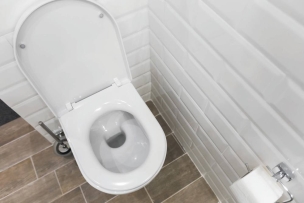 Détartrant désinfectant WC parfum fleuri - bouteille coudée de 750ml