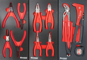 Servante d'atelier 7 tiroirs composée de 165 outils - modules carbone