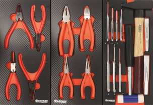 Servante d'atelier 7 tiroirs composée de 107 outils - modules finition carbone