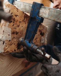 Serre joint à pompe 400x140mm tige 40x10mm