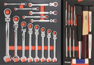 Servante d'atelier 7 tiroirs composée de 168 outils - modules carbone