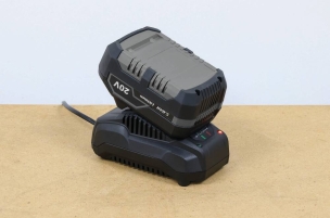 Chargeur rapide 3,5A pour batterie DRAKKAR