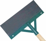 Racloir de coffreur lame boulonnée 50cm avec manche 130cm