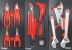 Servante d'atelier 7 tiroirs et 2 portes latérales composée de 69 outils + consommables - modules finition carbone