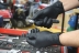 Gants jetables ambidextres nitrile 240mm noir T9 - Lot de 100 boîtes de 100 pcs