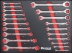 Servante d'atelier 8 tiroirs composée de 176 outils - modules carbone