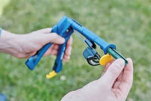 Pince à grillage avec chargeur pour agrafes VR22