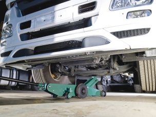 Cric rouleur 10T avec pédale 165/580mm longueur 1,41m