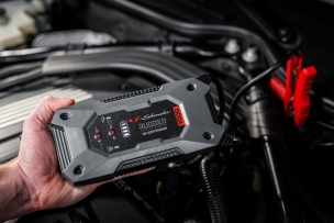 Booster 12V 1500A avec power bank 12300mAh