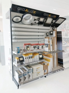 Implantation éclairage LED intérieur et extérieur hauteur 2m