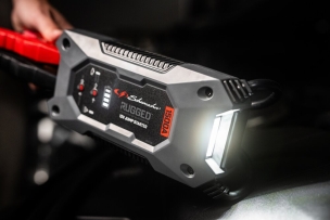 Booster 12V 1500A avec power bank 12300mAh