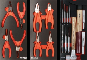 Servante d'atelier 8 tiroirs composée de 249 outils - modules finition métal