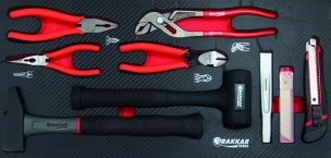 Coffre de servante 4 tiroirs composé de 192 outils - modules finition carbone