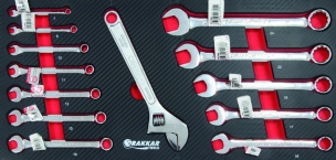 Coffre de servante 4 tiroirs composé de 192 outils - modules finition carbone