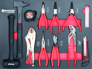 Servante d'atelier 7 tiroirs composée de 176 outils - modules finition carbone