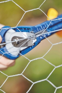 Pince à grillage avec chargeur pour agrafes VR16