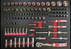 Servante d'atelier 7 tiroirs composée de 235 outils - modules finition carbone