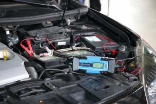 Chargeur électronique automatique 6/12V 4A 60W