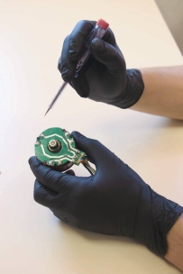 Gants jetables ambidextres nitrile biodégradable 240mm 0,10mm noir T11 - Boîte de 90 pcs