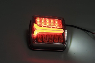 Feu arrière carré LED gauche 12/24V 4 fonctions - blister