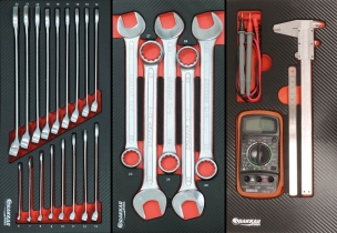 Servante d'atelier 7 tiroirs composée de 249 outils - modules carbone